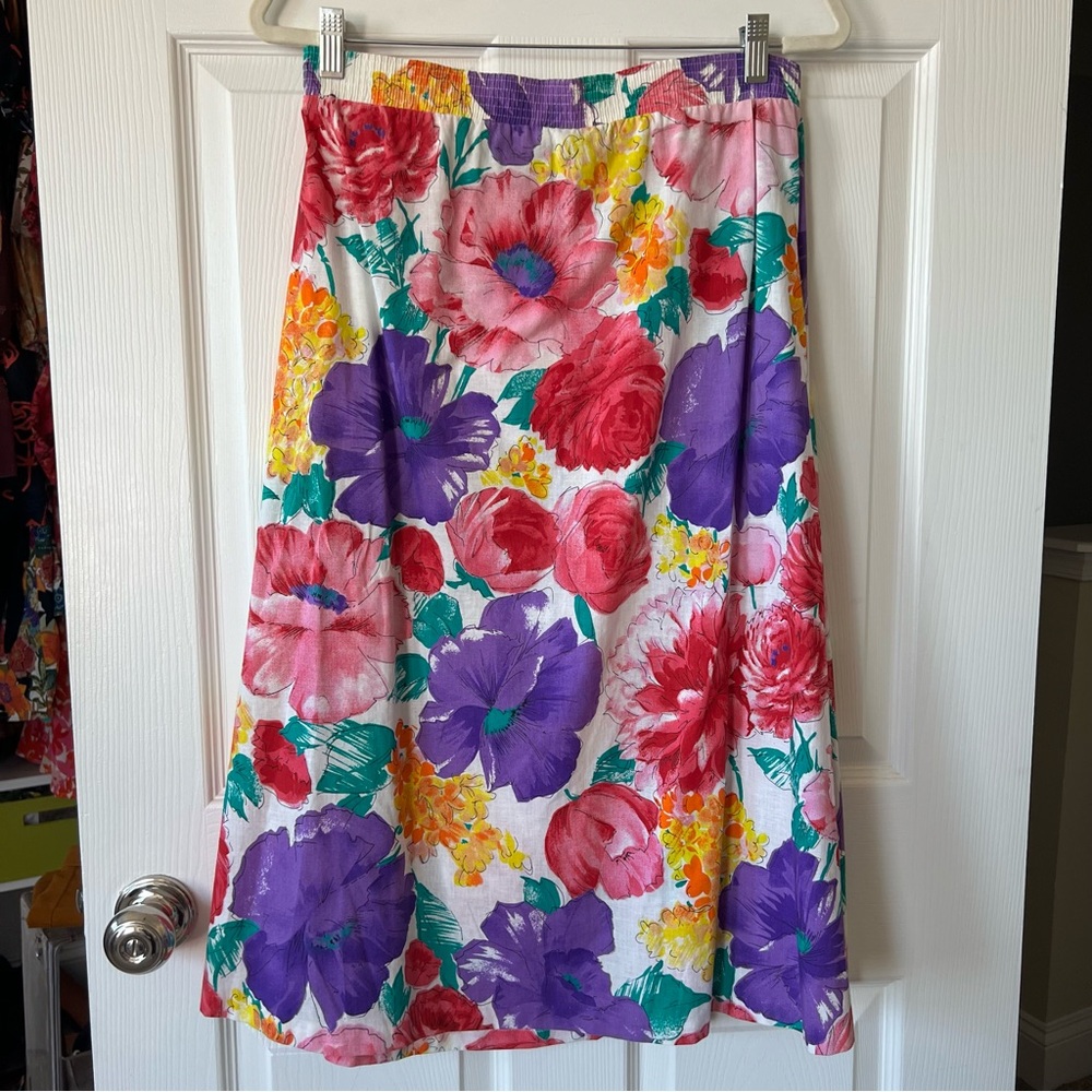 Vintage Alicia Large Colorful Floral Pattern Skirt
